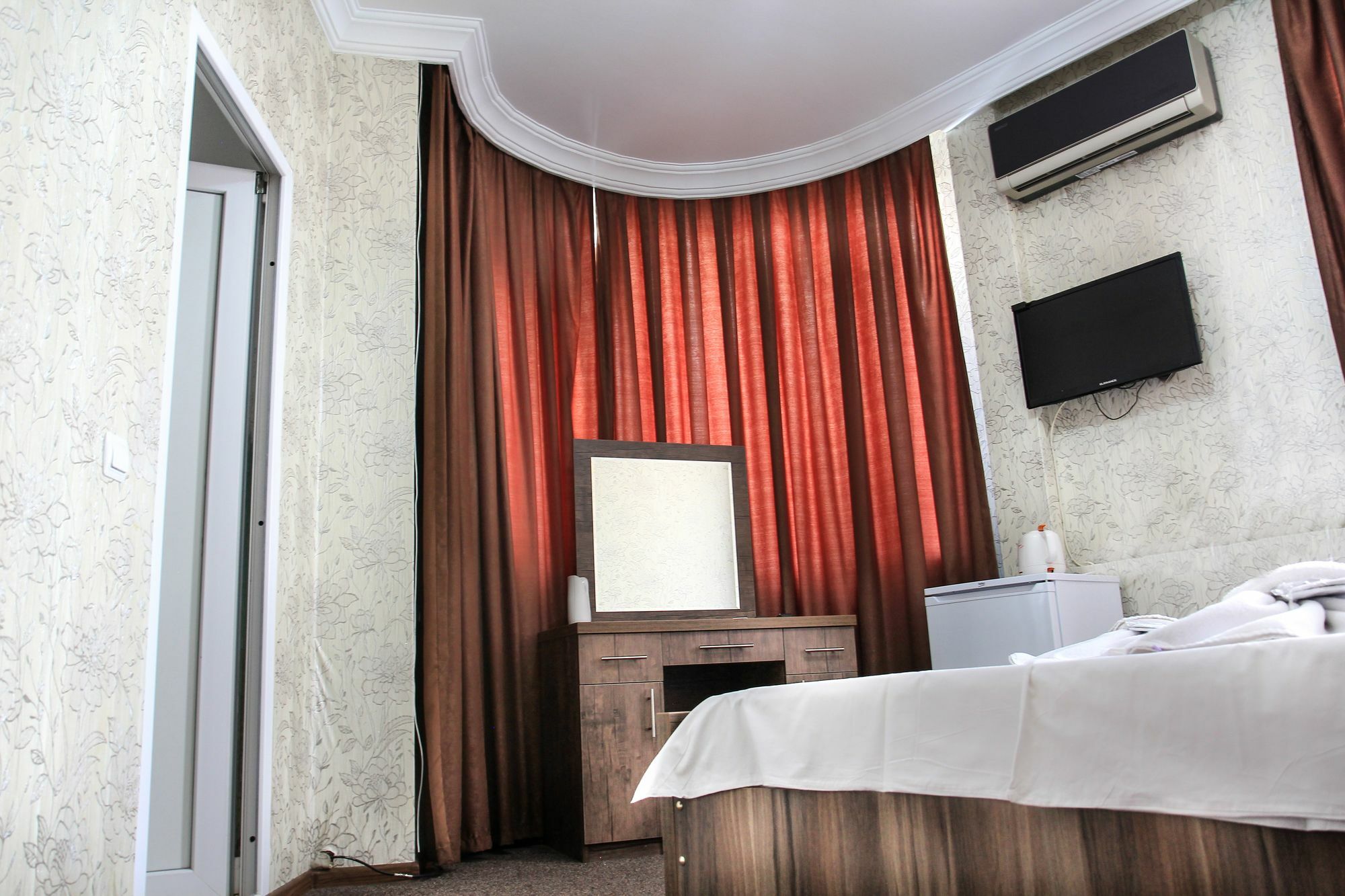 New Palace Shardeni Tbilisi Exterior photo